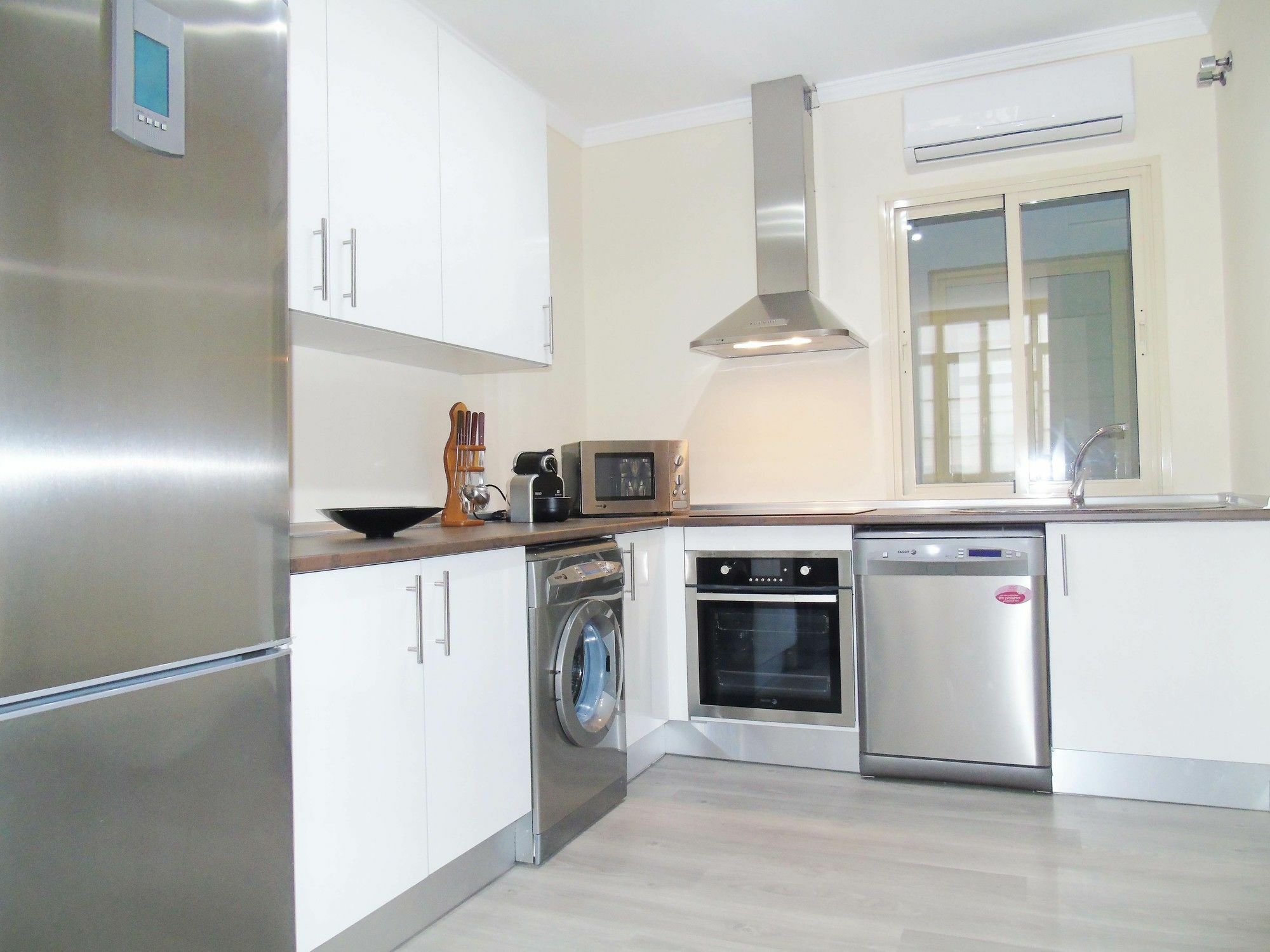 A&N Ale A Apartment มาลากา ภายนอก รูปภาพ